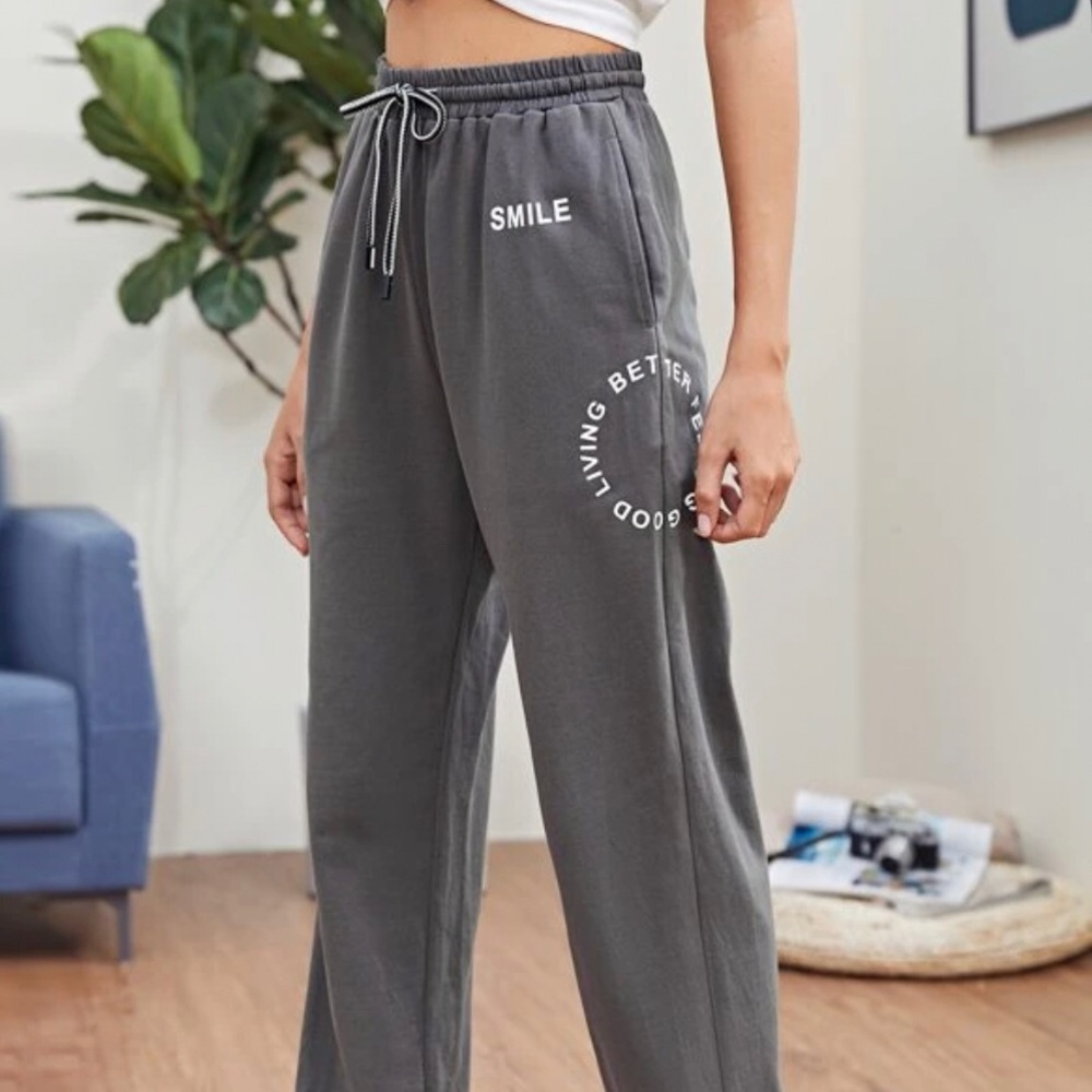 Smile SweatPants by shein